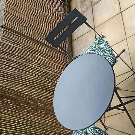 Meublé Proche Du De Christus *